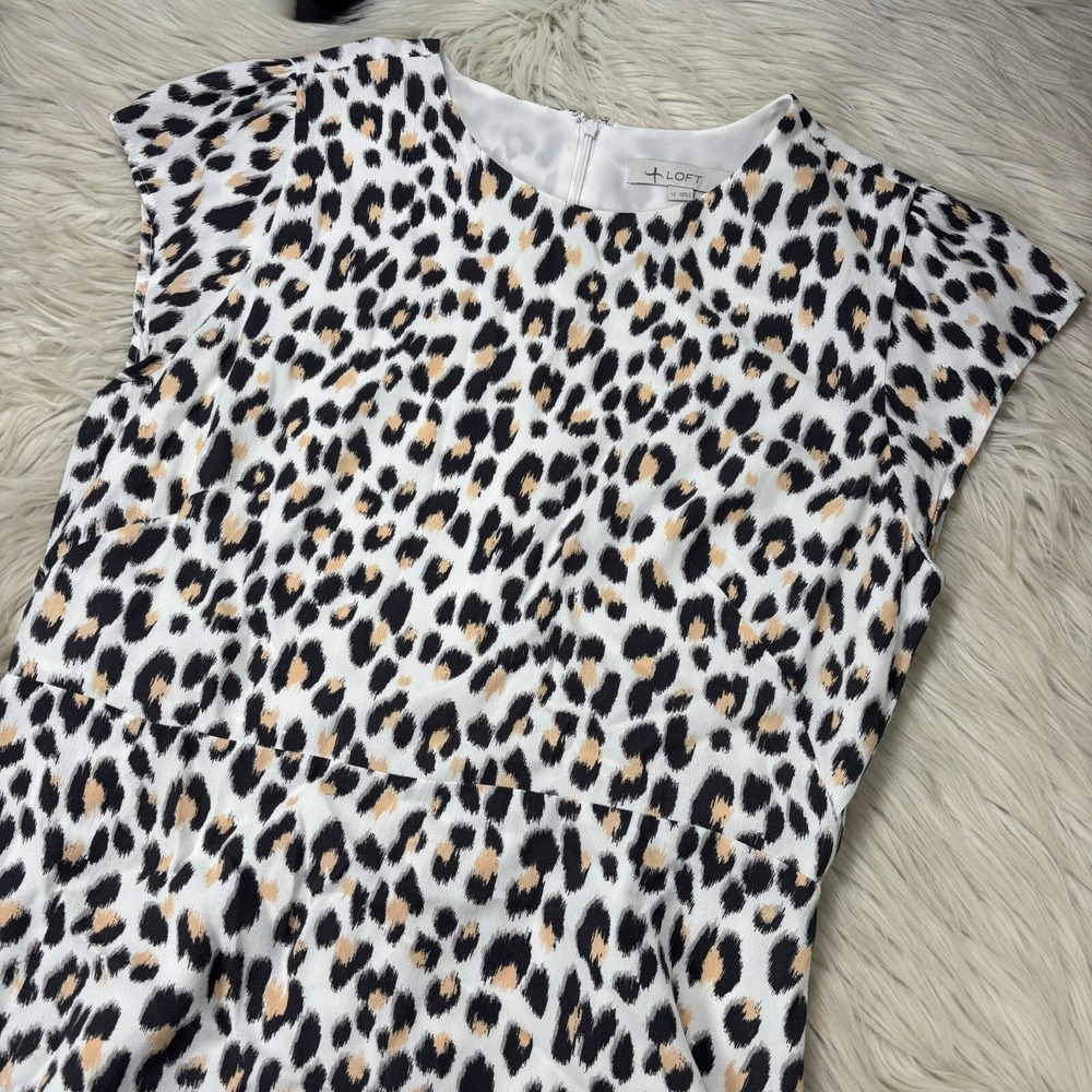 LOFT Women's 12 White Gray Leopard Print Fit Flare Midi Dress Short Sleeve - Picture 2 of 7